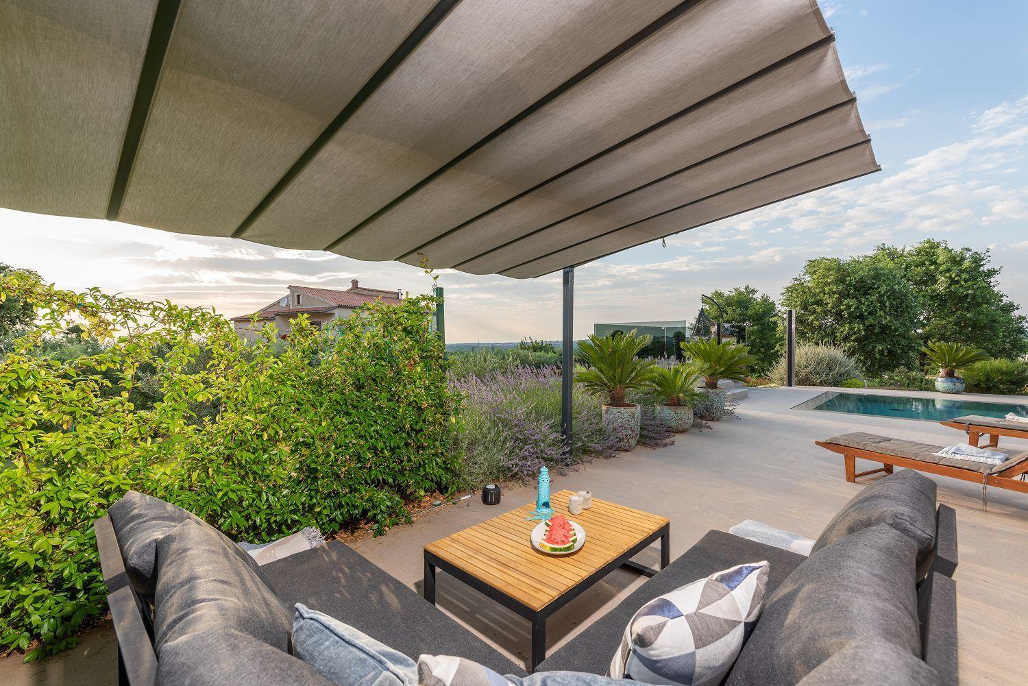 Ferienhaus Exquisite Mit Panoramablick Aufs Meer, Salzwasserpool Mit Gegenstromanlage, Bbq