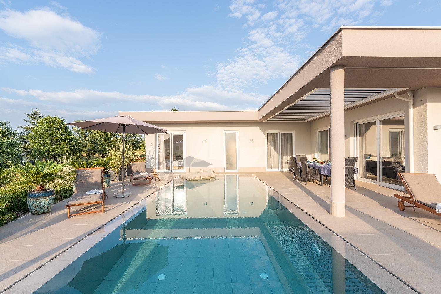 Ferienhaus Exquisite Mit Panoramablick Aufs Meer, Salzwasserpool Mit Gegenstromanlage, Bbq *